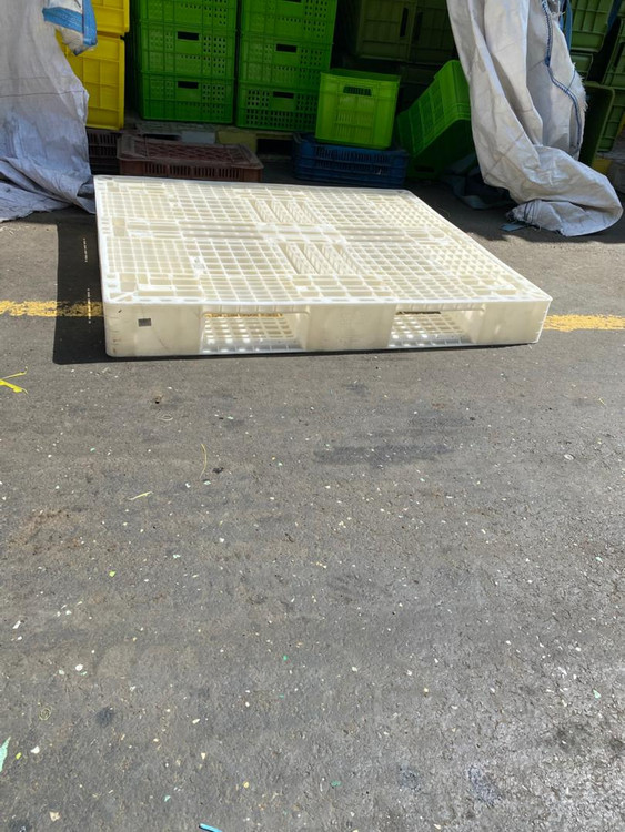 پالتهای زیر بار پلاستیکی 110*120 دست دوم