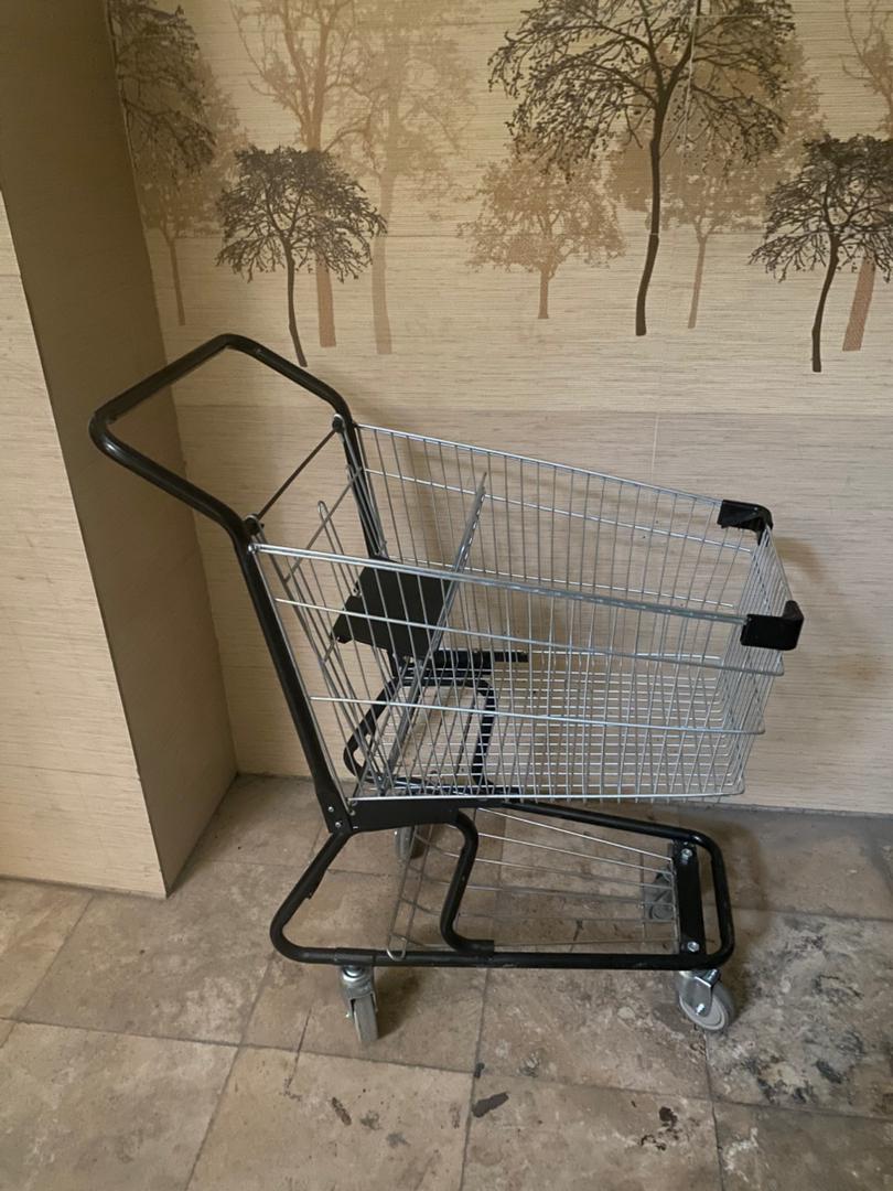 چرخ خرید فروشگاهی در سه سایز (درجه یک )